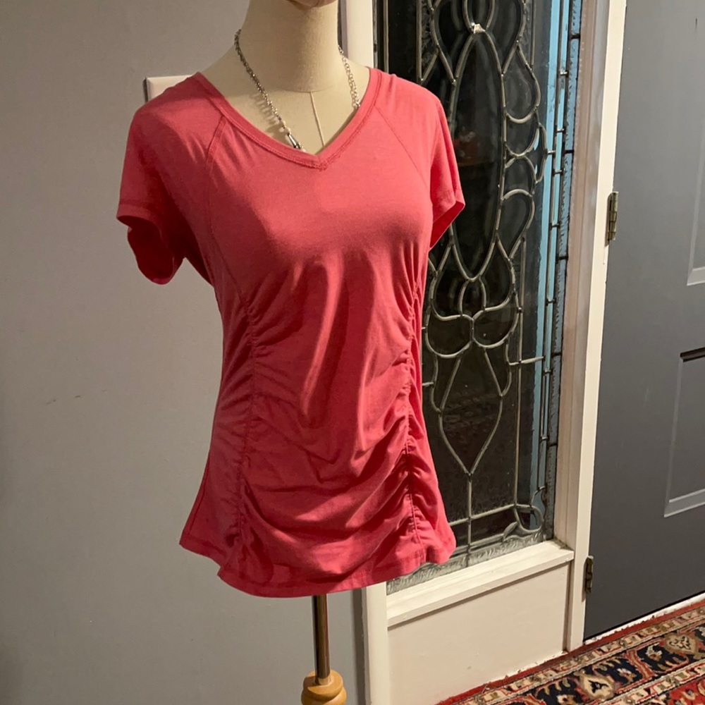 Tek gear pink T-shirt